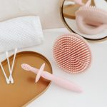 CANPOL BABIES silikonska četkica/grickalica za zube, roza - Slika 3